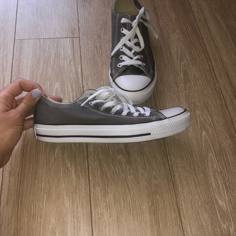 Converse - Picture 3 of 5
